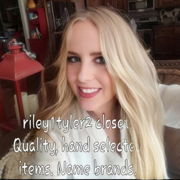 Lulu's Navy Blue Chiffon Lace Bodice Halter Gown NWT Sz L - Picture 14 of 14